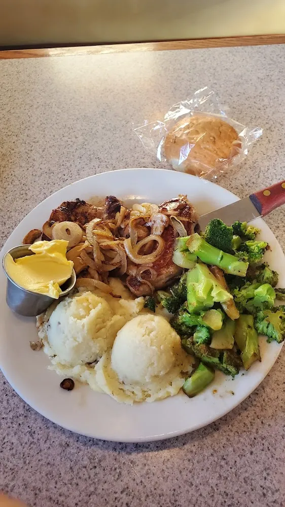 Steak & Eggs & More